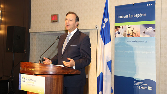 Québec, le 29 mai 2012. – M. Sam Hamad, ministre du Développement économique, de l'Innovation et de l'Exportation et ministre responsable de la région de la Capitale-Nationale partage quelques éléments clés de la stratégie de développement économique du Québec.